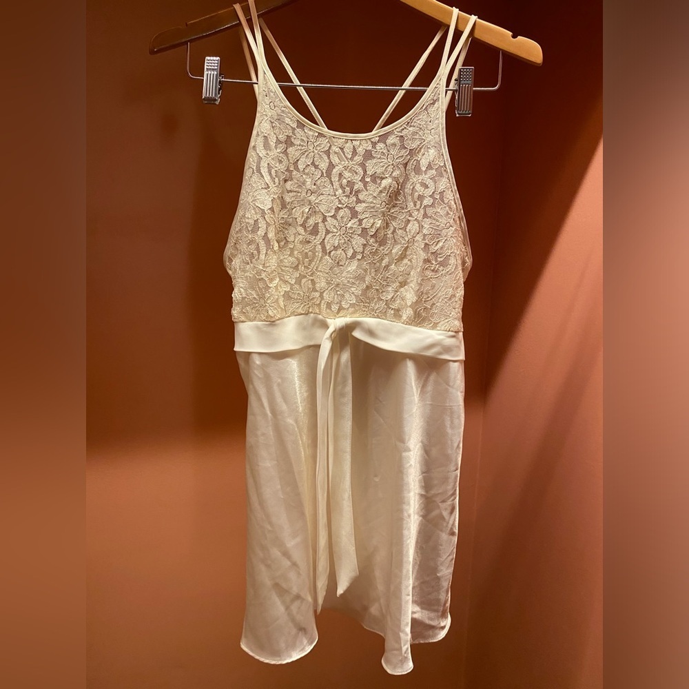 Vintage lace babydoll top cami ribbon satin cream size medium